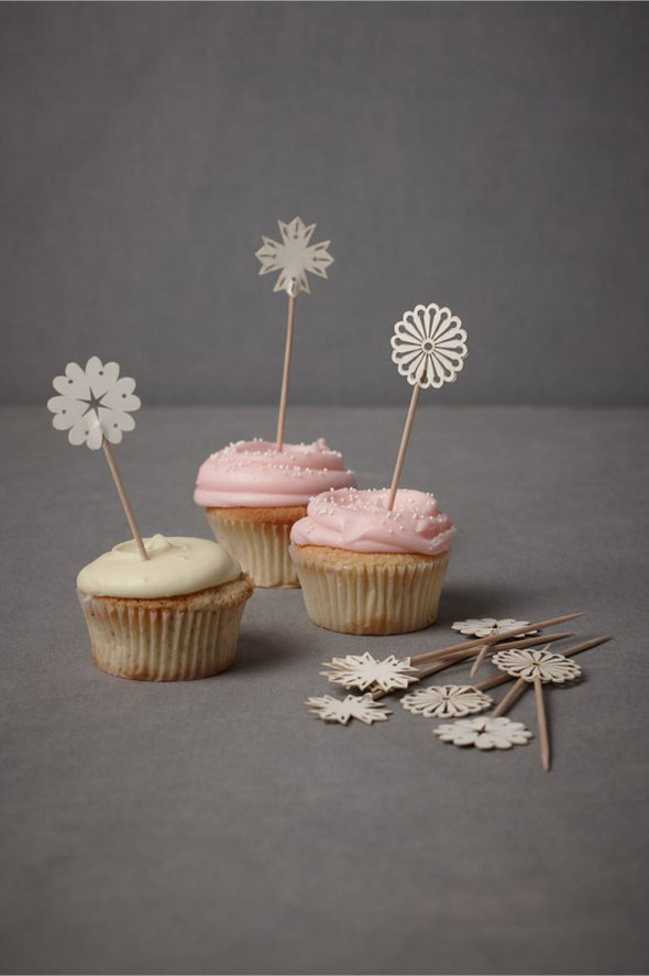 https://www.makoodle.com/wp-content/uploads/2012/05/cupcake-toppers-08.jpg